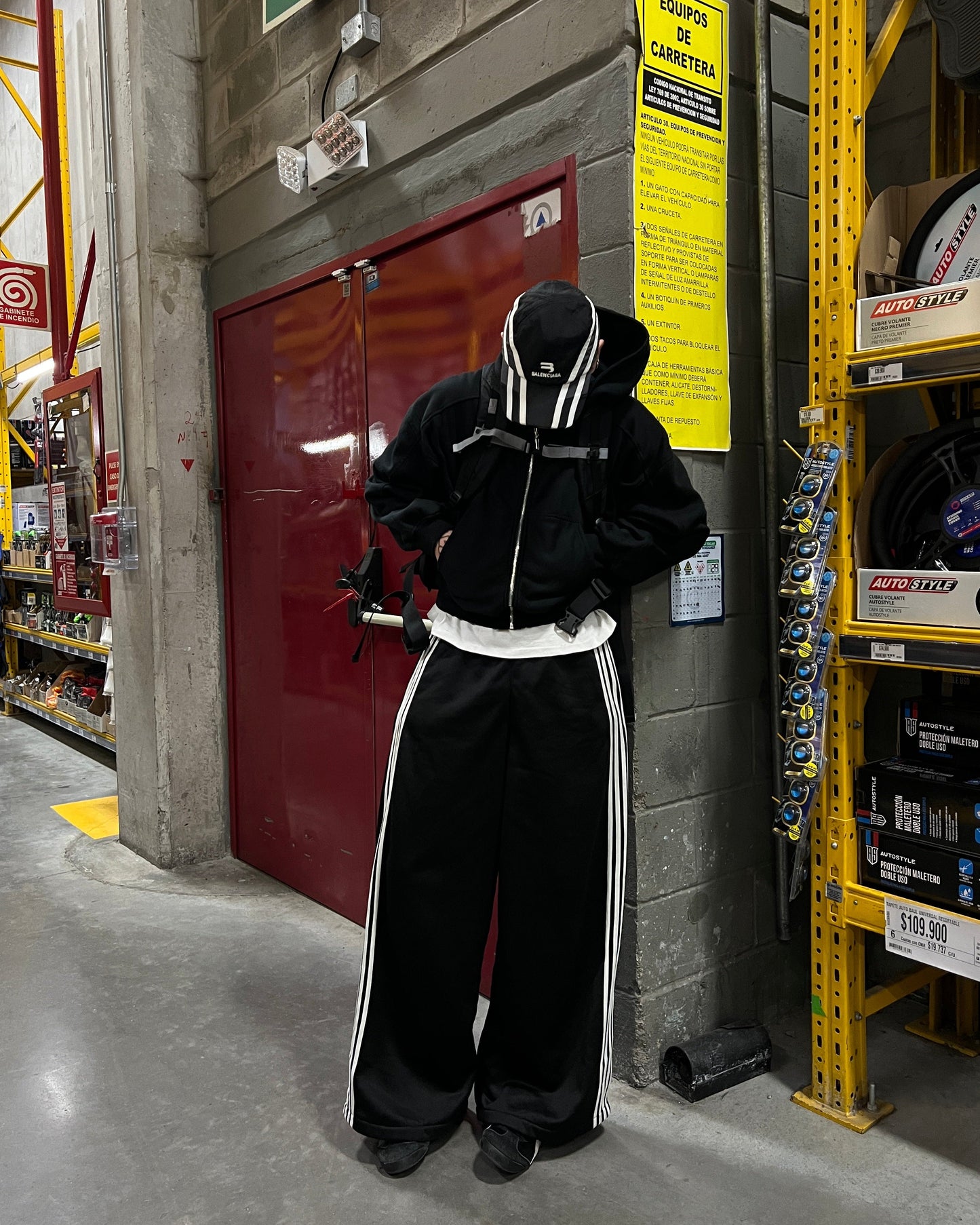 Pantalón lineas